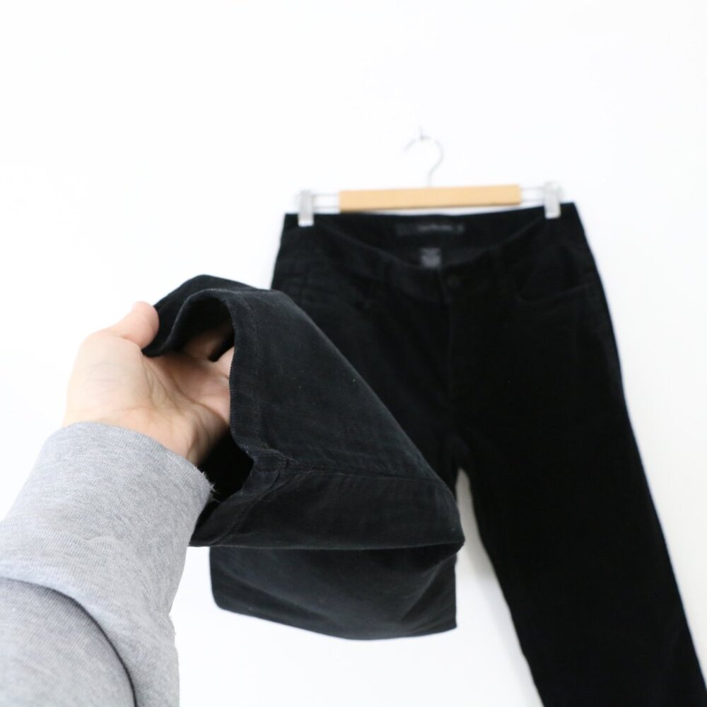 *Calvin Klein Jeans Black Mid Rise Skinny Leg Corduroy Pant